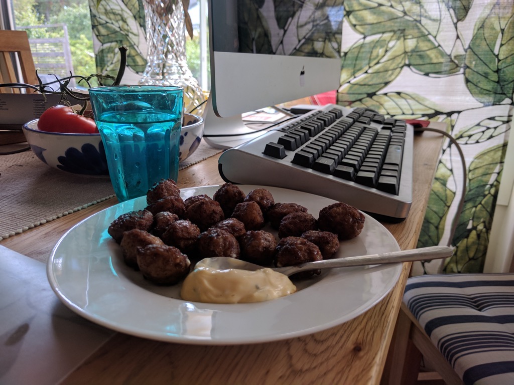 Köttbullar